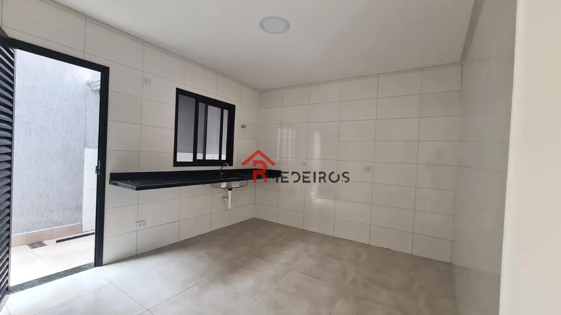 Foto 7 de Casa de Condomínio com 2 quartos à venda, 110m2 em Praia Grande - SP