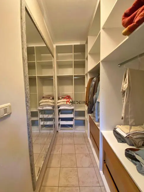 Foto 9 de Casa com 4 quartos à venda, 720m2 em Canto do Forte, Praia Grande - SP