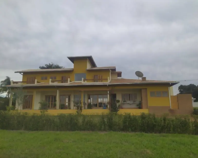 Foto 3 de Sobrado com 5 quartos à venda em Pardinho - SP