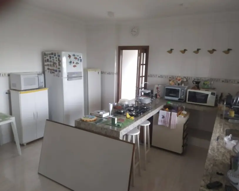 Foto 9 de Sobrado com 5 quartos à venda em Pardinho - SP