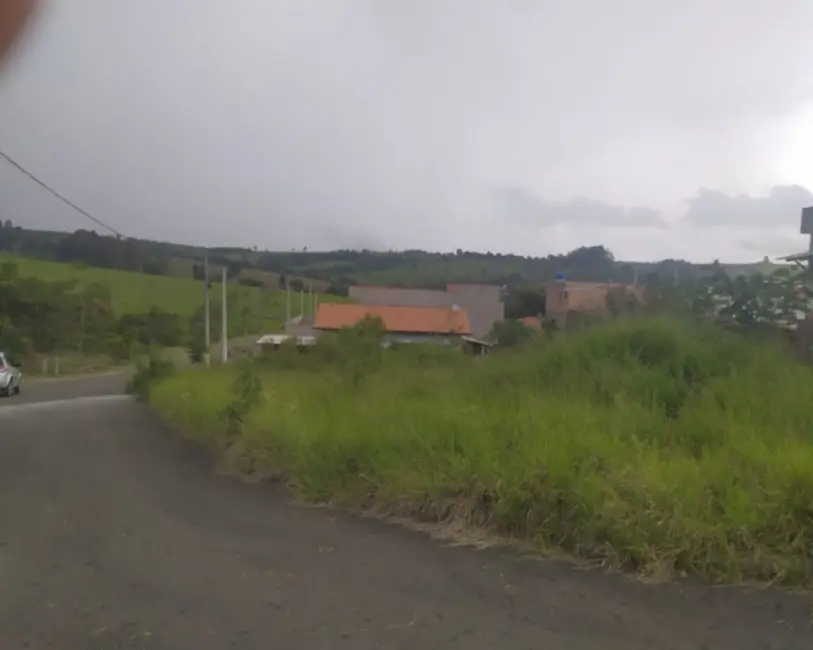 Foto 4 de Terreno / Lote à venda em Pardinho - SP