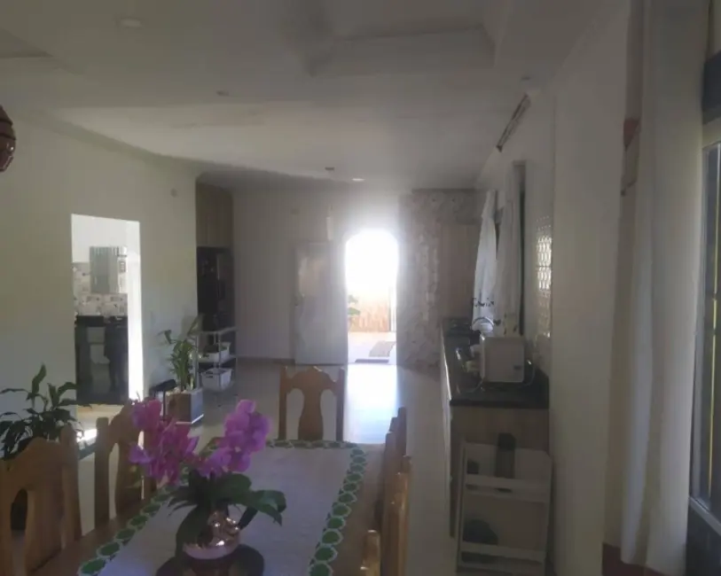 Foto 6 de Chácara com 3 quartos à venda, 250m2 em Pardinho - SP