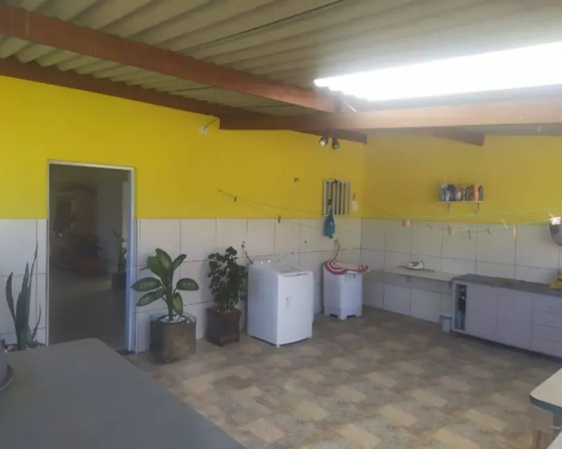 Foto 4 de Chácara com 3 quartos à venda, 250m2 em Pardinho - SP