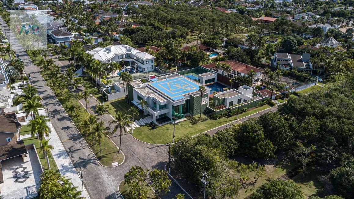 Casa de Condomínio com 7 quartos à venda, 2982m2 em Jardim Acapulco, Guaruja - SP - imagem 3 Foto 3 de Casa de Condomínio com 7 quartos à venda, 2982m2 em Jardim Acapulco, Guaruja - SP