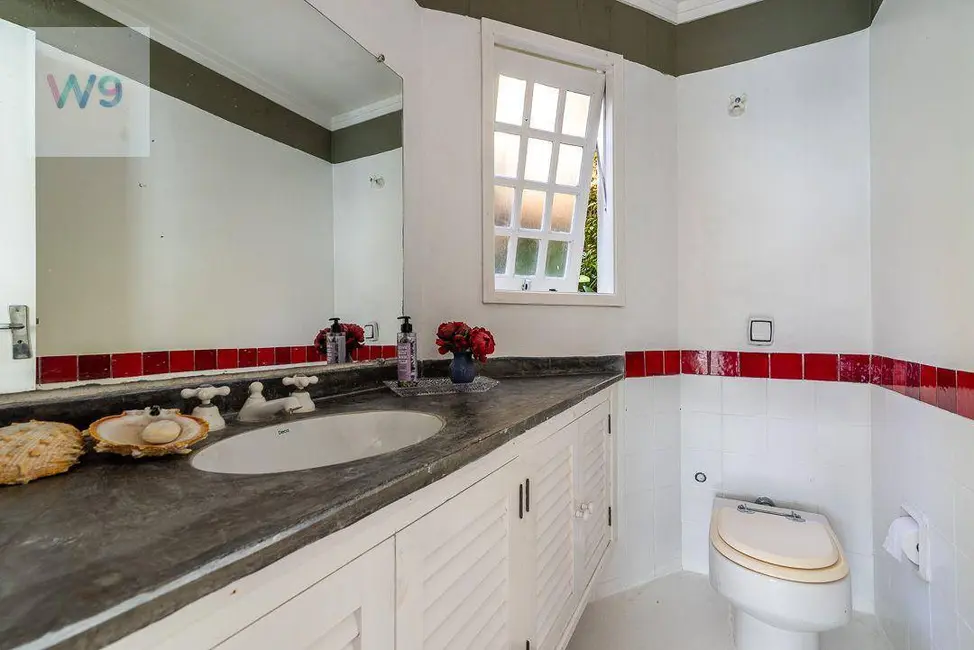 Foto 9 de Casa com 4 quartos à venda, 2440m2 em Ubatuba - SP