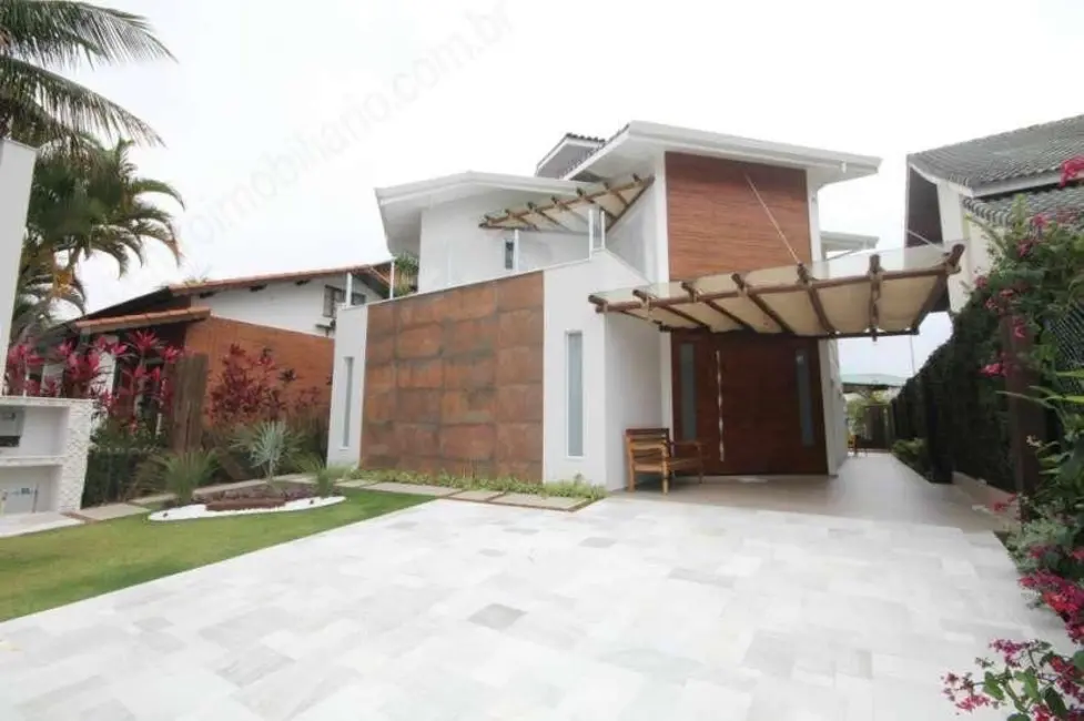 Foto 1 de Casa de Condomínio com 4 quartos à venda, 500m2 em Peruibe - SP