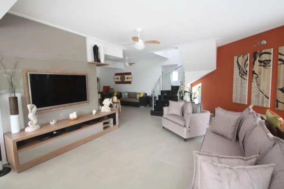 Casa de Condomínio com 4 quartos à venda, 500m2 em Peruibe - SP - imagem 4 Foto 4 de Casa de Condomínio com 4 quartos à venda, 500m2 em Peruibe - SP