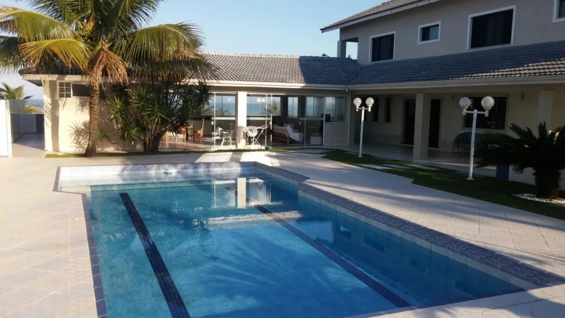 Casa com 4 quartos à venda, 800m2 em Peruibe - SP - imagem 3 Foto 3 de Casa com 4 quartos à venda, 800m2 em Peruibe - SP