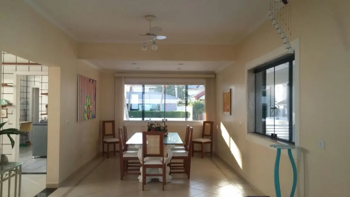 Casa com 4 quartos à venda, 800m2 em Peruibe - SP - imagem 7 Foto 7 de Casa com 4 quartos à venda, 800m2 em Peruibe - SP