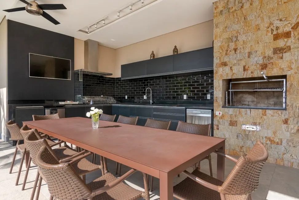 Casa de Condomínio com 5 quartos à venda, 1009m2 em Lageadinho, Cotia - SP - imagem 9 Foto 9 de Casa de Condomínio com 5 quartos à venda, 1009m2 em Lageadinho, Cotia - SP