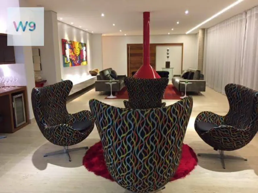 Foto 4 de Casa de Condomínio com 4 quartos à venda, 1900m2 em Tamboré, Barueri - SP