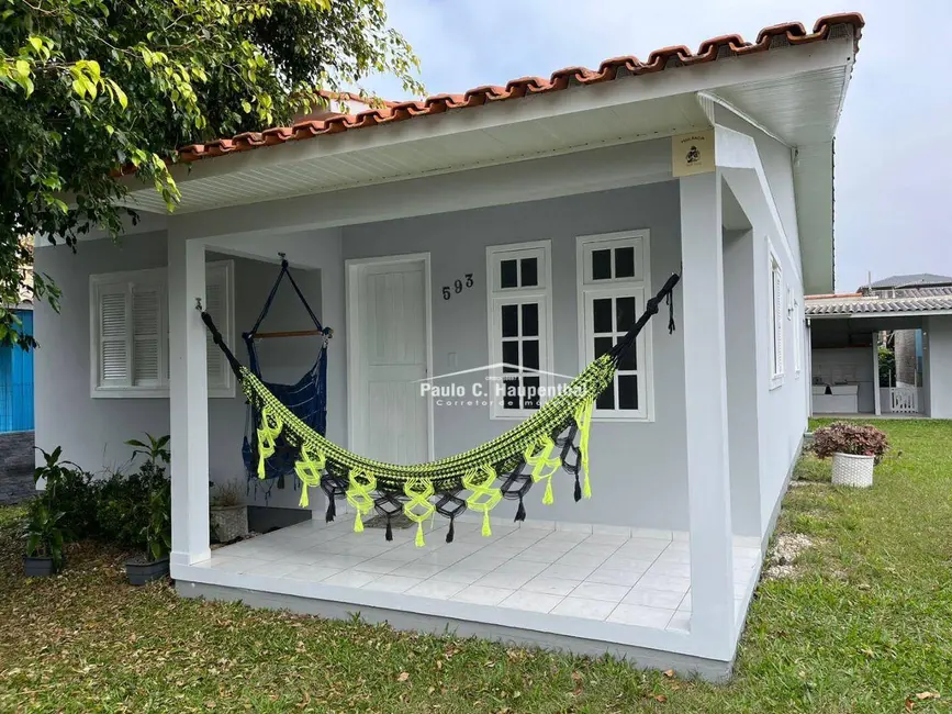 Foto 1 de Casa com 6 quartos à venda, 300m2 em Balneario Arroio Do Silva - SC