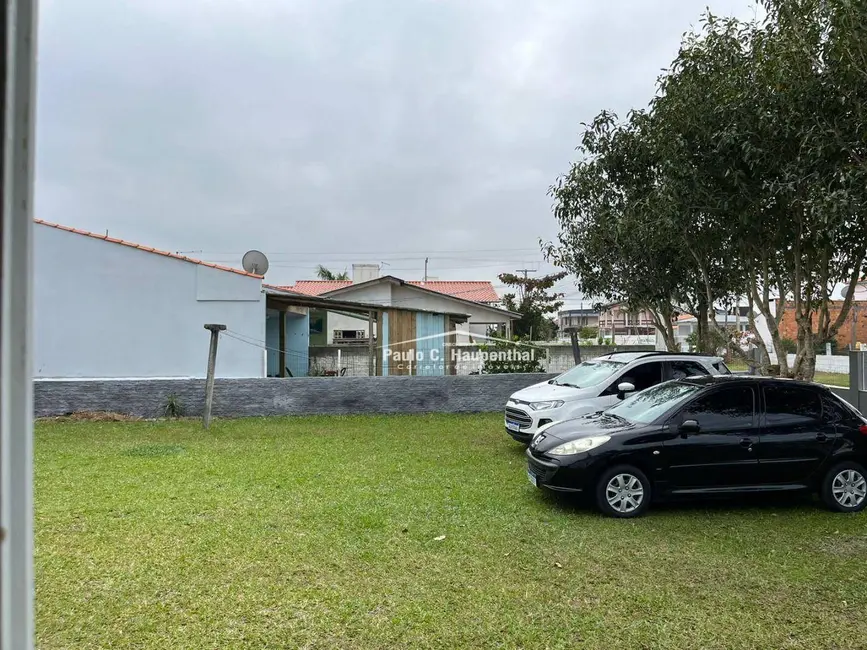 Casa com 6 quartos à venda, 300m2 em Balneario Arroio Do Silva - SC - imagem 9 Foto 9 de Casa com 6 quartos à venda, 300m2 em Balneario Arroio Do Silva - SC
