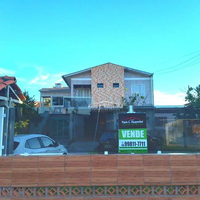 Foto 2 de Casa com 6 quartos à venda, 300m2 em Balneario Arroio Do Silva - SC