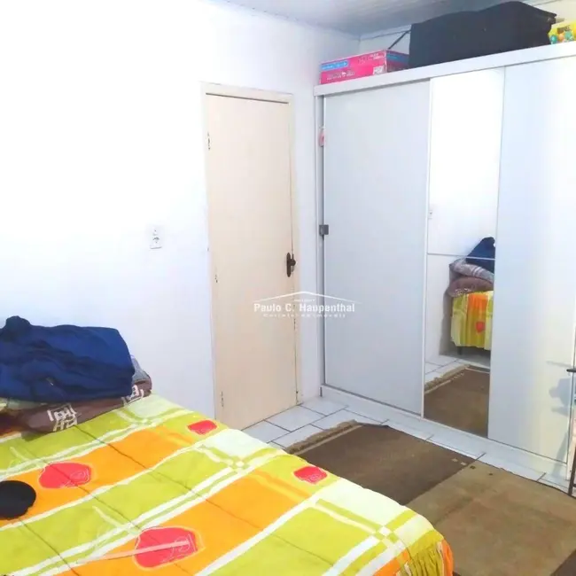 Casa com 6 quartos à venda, 300m2 em Balneario Arroio Do Silva - SC - imagem 8 Foto 8 de Casa com 6 quartos à venda, 300m2 em Balneario Arroio Do Silva - SC