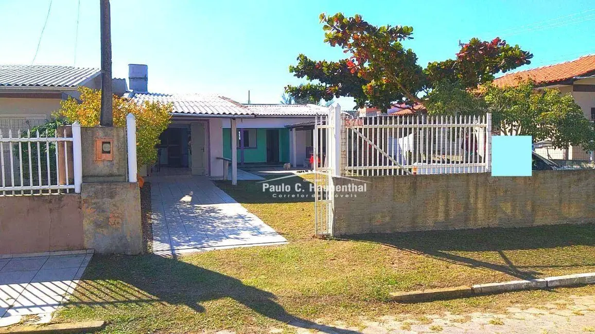 Foto 1 de Casa com 3 quartos à venda, 300m2 em Balneario Arroio Do Silva - SC