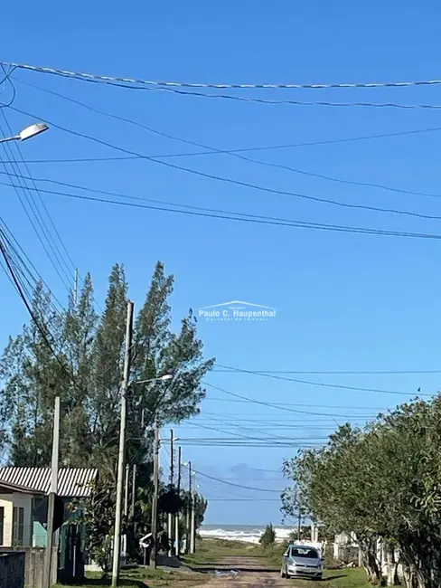 Foto 2 de Casa com 2 quartos à venda, 300m2 em Balneario Arroio Do Silva - SC