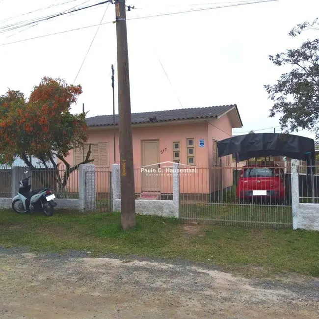 Foto 1 de Casa com 3 quartos à venda, 255m2 em Coloninha, Ararangua - SC