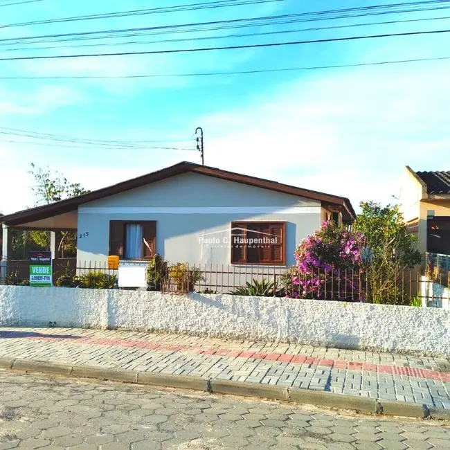 Foto 3 de Casa com 3 quartos à venda, 324m2 em Coloninha, Ararangua - SC