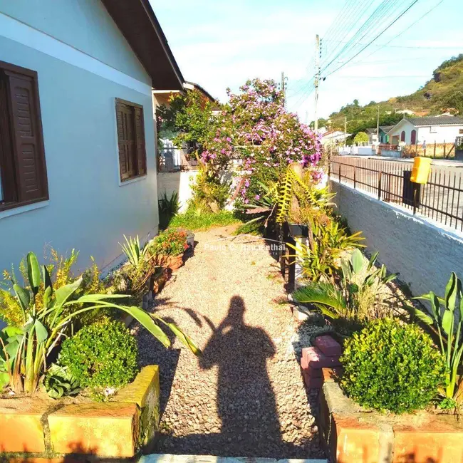 Foto 4 de Casa com 3 quartos à venda, 324m2 em Coloninha, Ararangua - SC