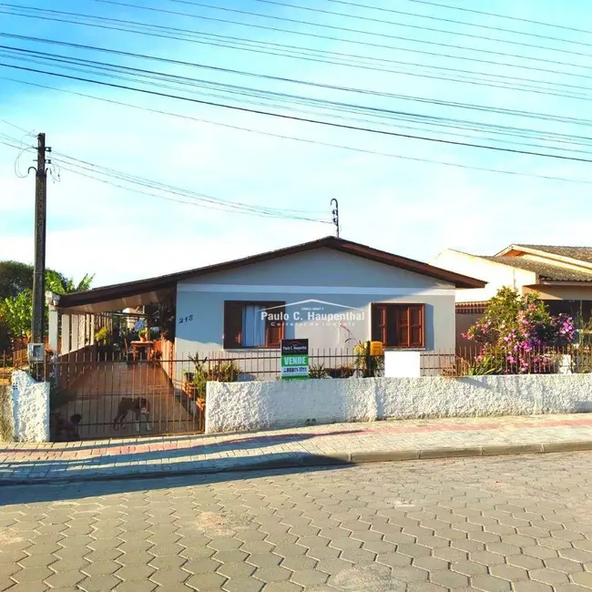 Foto 1 de Casa com 3 quartos à venda, 324m2 em Coloninha, Ararangua - SC