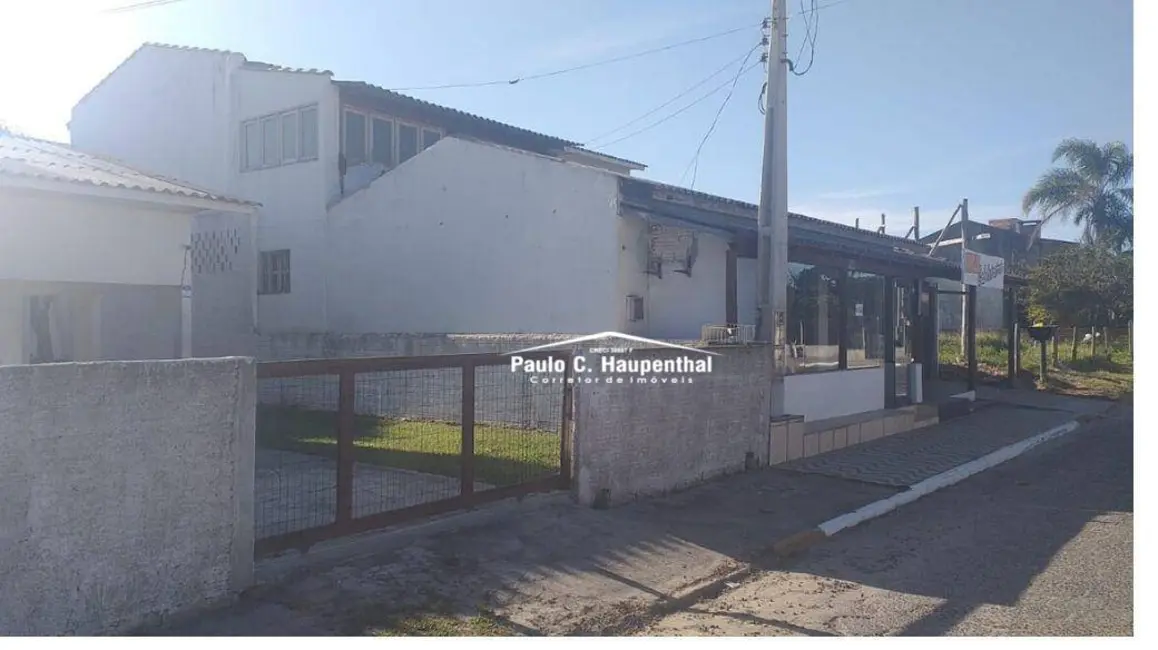 Foto 2 de Casa com 6 quartos à venda, 325m2 em Centro, Balneario Arroio Do Silva - SC