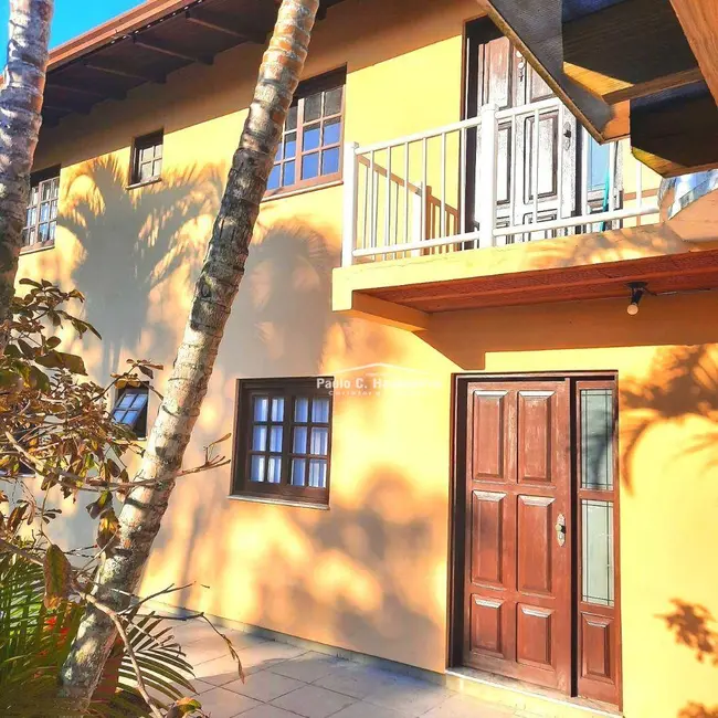 Casa com 10 quartos à venda, 623m2 em Torres - RS - imagem 3 Foto 3 de Casa com 10 quartos à venda, 623m2 em Torres - RS