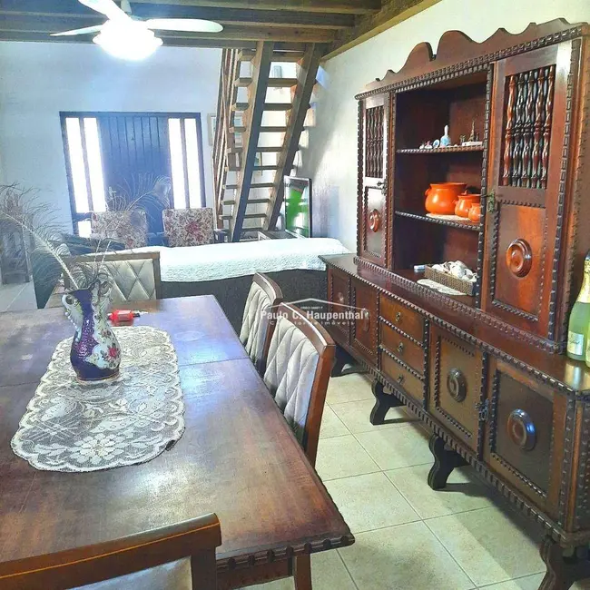 Casa com 10 quartos à venda, 623m2 em Torres - RS - imagem 9 Foto 9 de Casa com 10 quartos à venda, 623m2 em Torres - RS