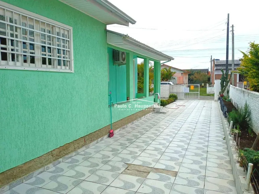 Foto 2 de Casa com 2 quartos à venda, 300m2 em Balneario Arroio Do Silva - SC