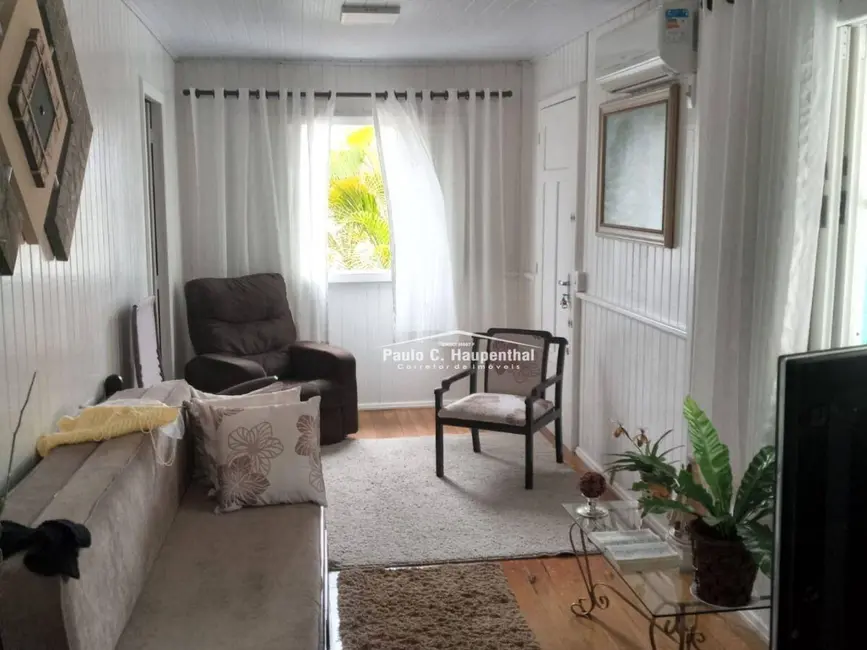Foto 8 de Casa com 2 quartos à venda, 300m2 em Balneario Arroio Do Silva - SC