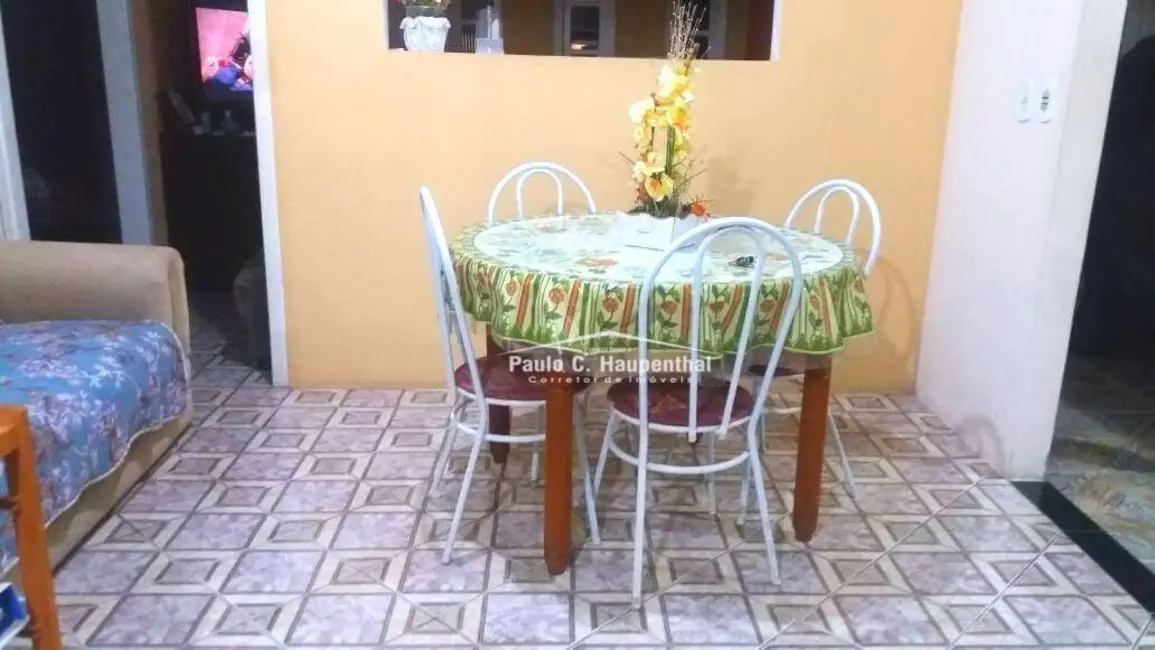 Foto 2 de Casa com 4 quartos à venda, 300m2 em Balneario Arroio Do Silva - SC
