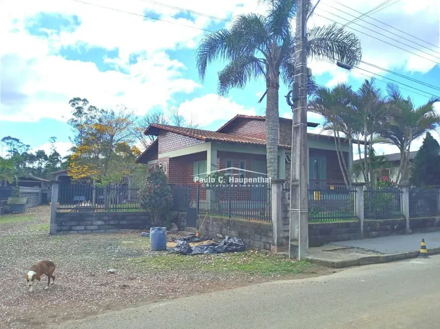 Foto 2 de Casa com 4 quartos à venda, 1250m2 em Verdinho, Criciuma - SC