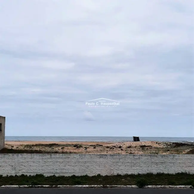 Foto 3 de Casa com 5 quartos à venda, 325m2 em Balneario Arroio Do Silva - SC