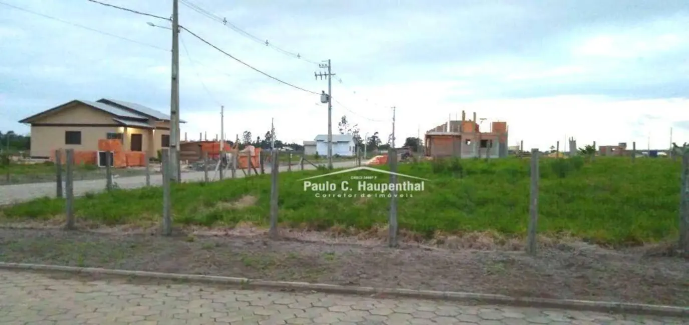 Foto 2 de Terreno / Lote à venda, 600m2 em Ararangua - SC
