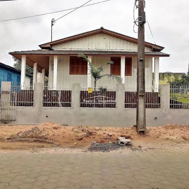 Foto 1 de Casa com 3 quartos à venda, 434m2 em Jardim das Avenidas, Ararangua - SC