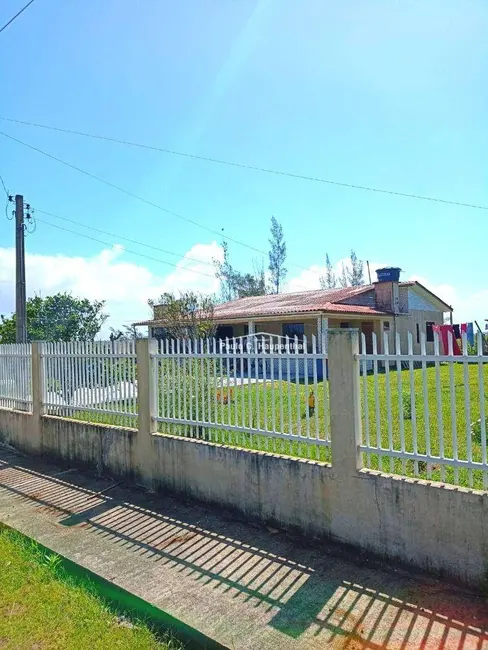 Foto 1 de Casa com 4 quartos à venda, 1200m2 em Balneario Arroio Do Silva - SC