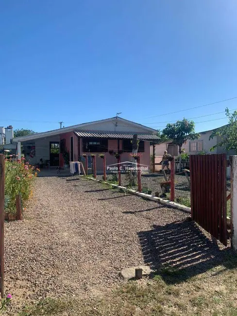 Foto 1 de Casa com 3 quartos à venda, 300m2 em Balneario Arroio Do Silva - SC