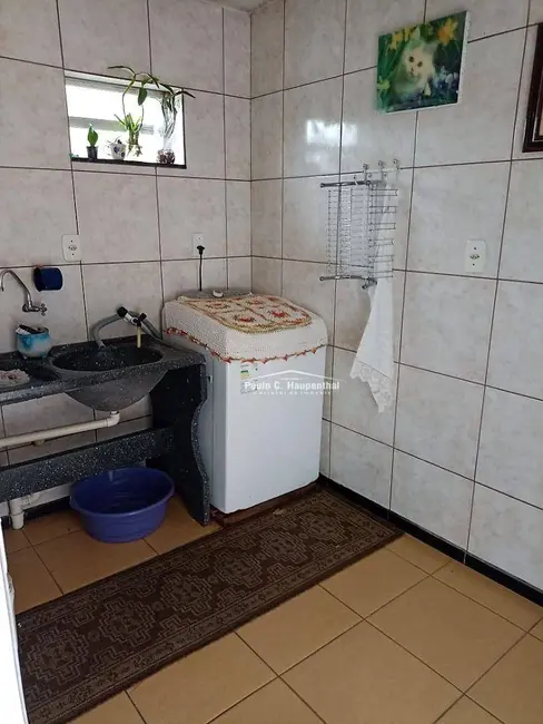 Foto 3 de Casa com 4 quartos à venda, 360m2 em Vila Isabel, Criciuma - SC