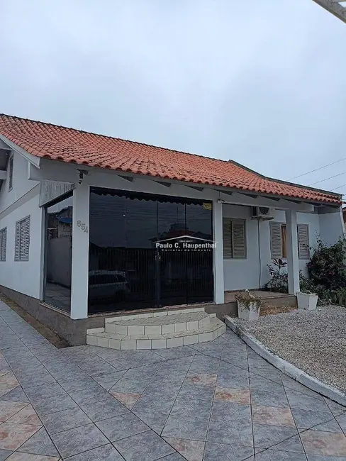 Foto 1 de Casa com 3 quartos à venda, 500m2 em Urussanguinha, Ararangua - SC