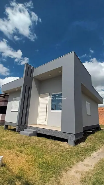 Casa com 3 quartos à venda, 360m2 em Ararangua - SC - imagem 2 Foto 2 de Casa com 3 quartos à venda, 360m2 em Ararangua - SC