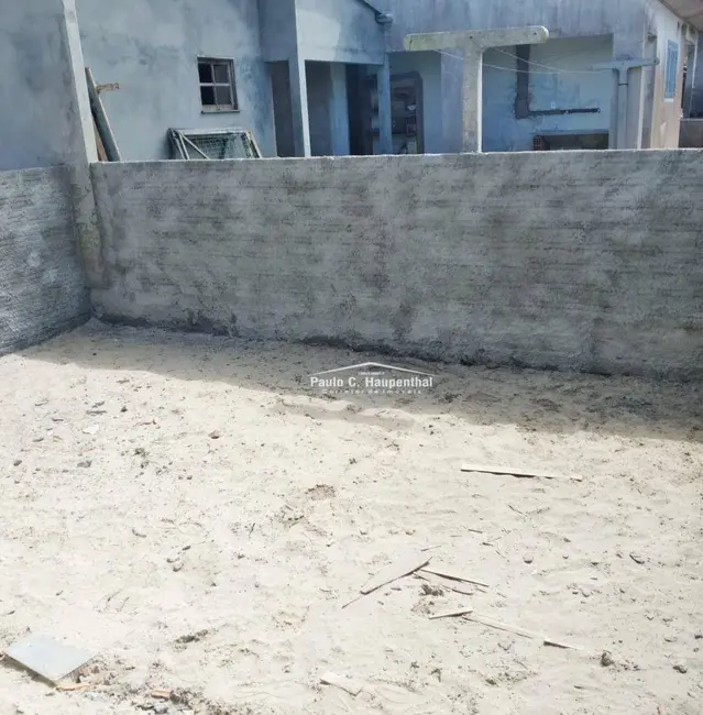 Foto 3 de Casa com 2 quartos à venda, 150m2 em Balneario Arroio Do Silva - SC