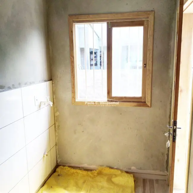 Foto 5 de Casa com 2 quartos à venda, 150m2 em Balneario Arroio Do Silva - SC