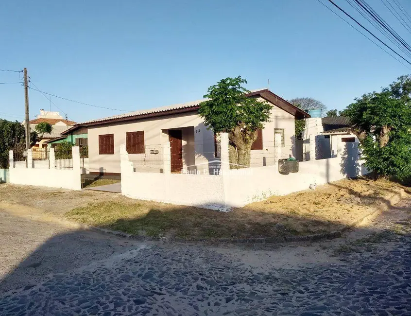 Foto 2 de Casa com 2 quartos à venda, 246m2 em Urussanguinha, Ararangua - SC