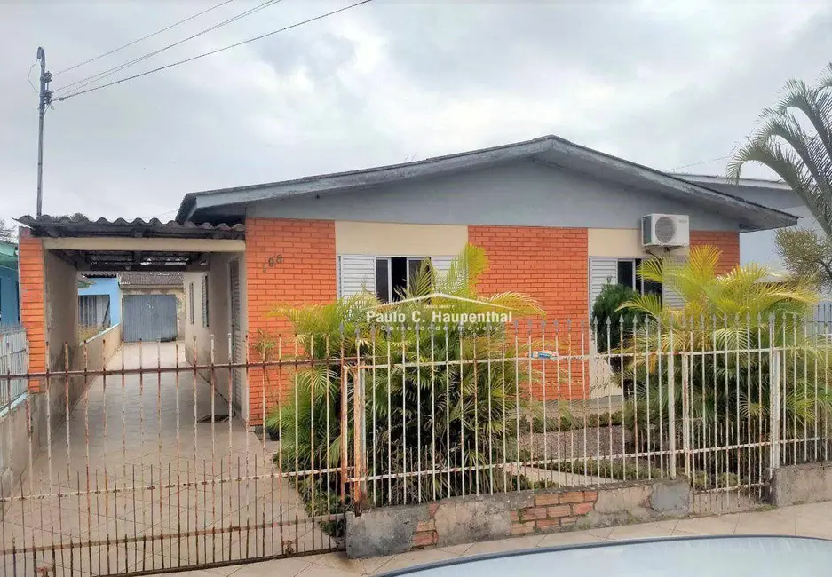 Foto 1 de Casa com 3 quartos à venda, 432m2 em Nova Divinéia, Ararangua - SC