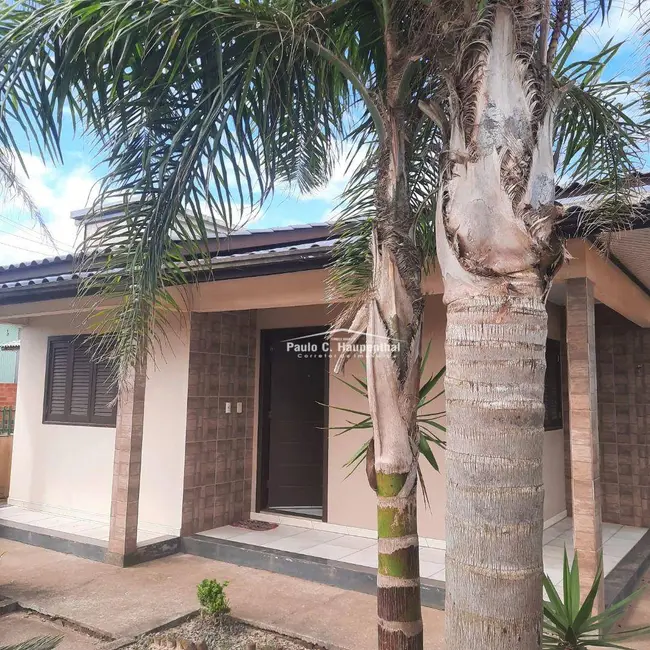 Foto 1 de Casa com 3 quartos à venda, 300m2 em Balneario Arroio Do Silva - SC