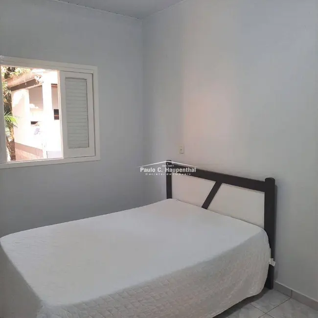 Casa com 3 quartos à venda, 2366m2 em Balneario Arroio Do Silva - SC - imagem 5 Foto 5 de Casa com 3 quartos à venda, 2366m2 em Balneario Arroio Do Silva - SC