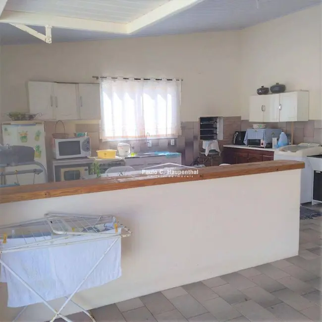 Casa com 3 quartos à venda, 450m2 em Centro, Balneario Arroio Do Silva - SC - imagem 6 Foto 6 de Casa com 3 quartos à venda, 450m2 em Centro, Balneario Arroio Do Silva - SC