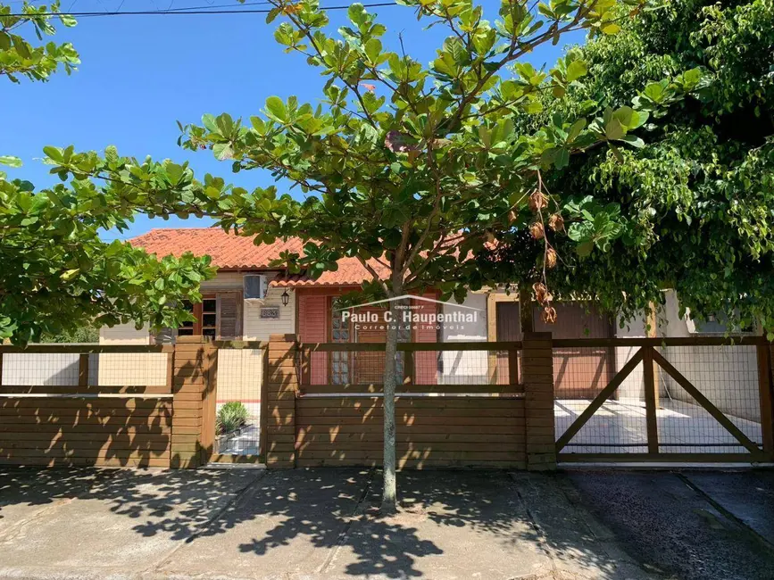 Foto 2 de Casa com 3 quartos à venda, 350m2 em Balneario Arroio Do Silva - SC