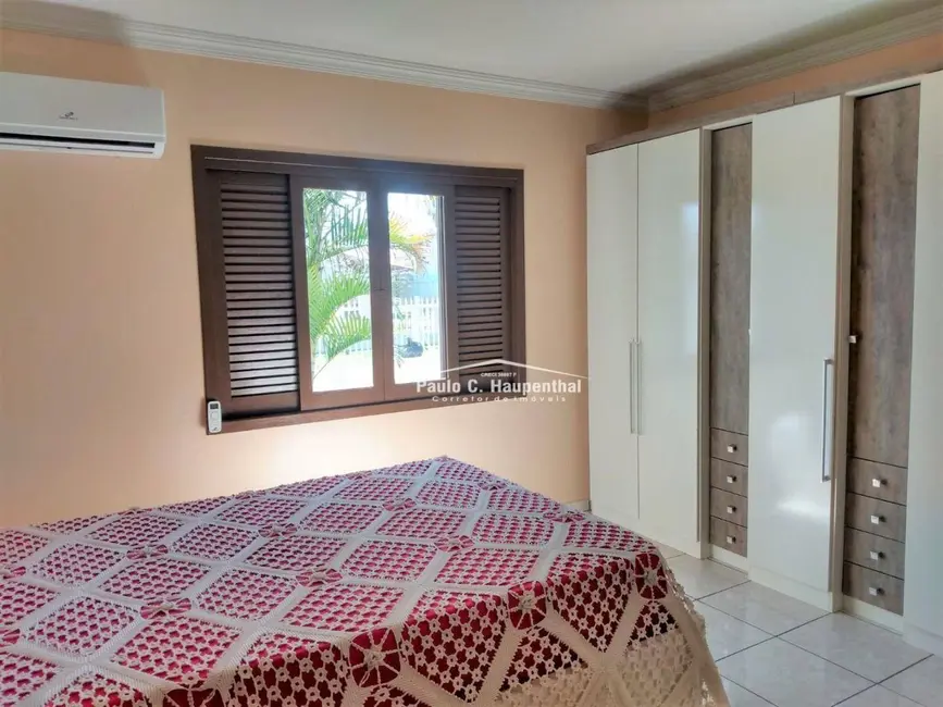 Foto 7 de Casa com 3 quartos à venda, 360m2 em Centro, Balneario Arroio Do Silva - SC