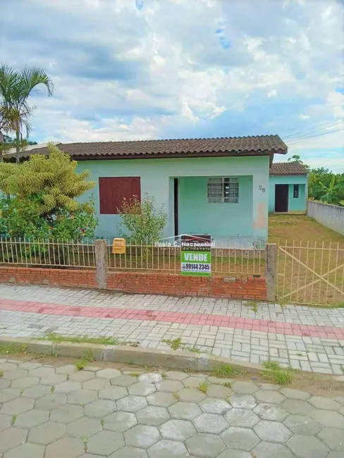 Foto 1 de Casa com 3 quartos à venda, 495m2 em Coloninha, Ararangua - SC